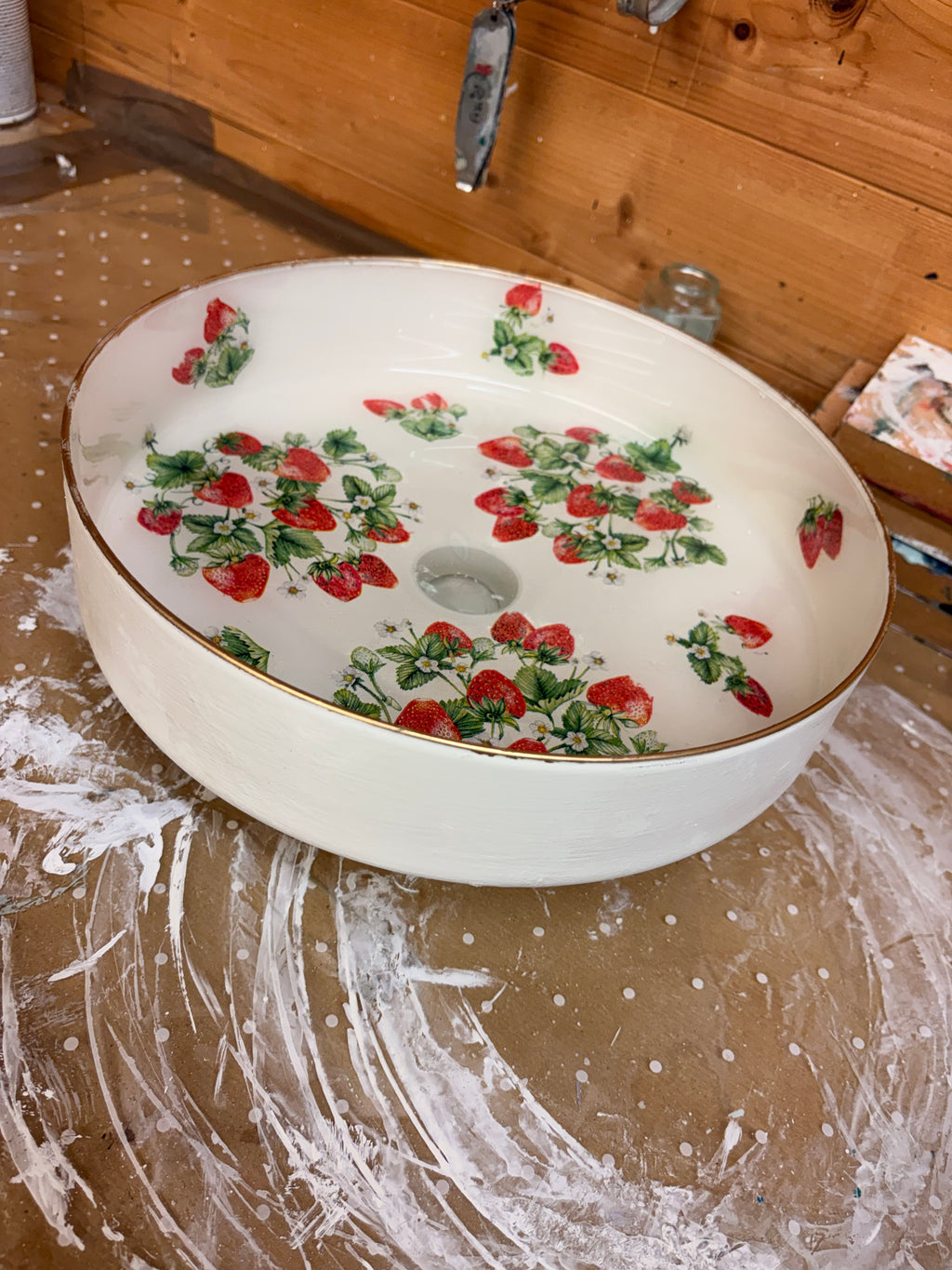 ✨ Reverse Glass Decoupage Masterclass 🍓 Saturday 15th August | 2:00pm – 5:00pm