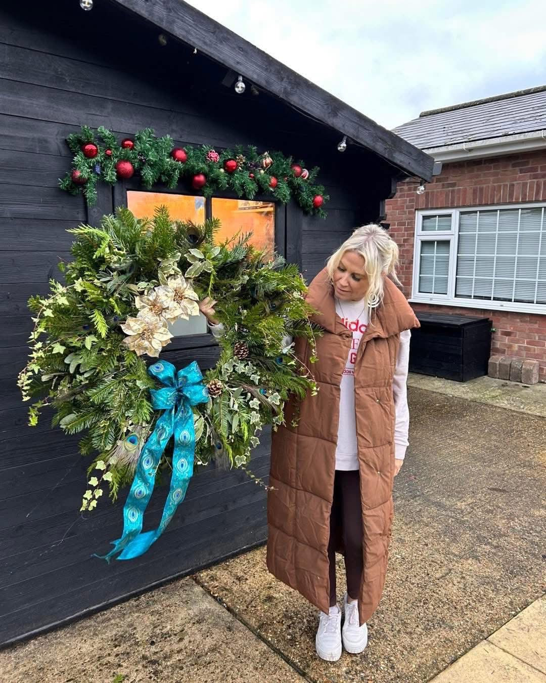 Christmas Wreath Workshop 🎄

Wednesday 9th December | 6.30 –9.30pm