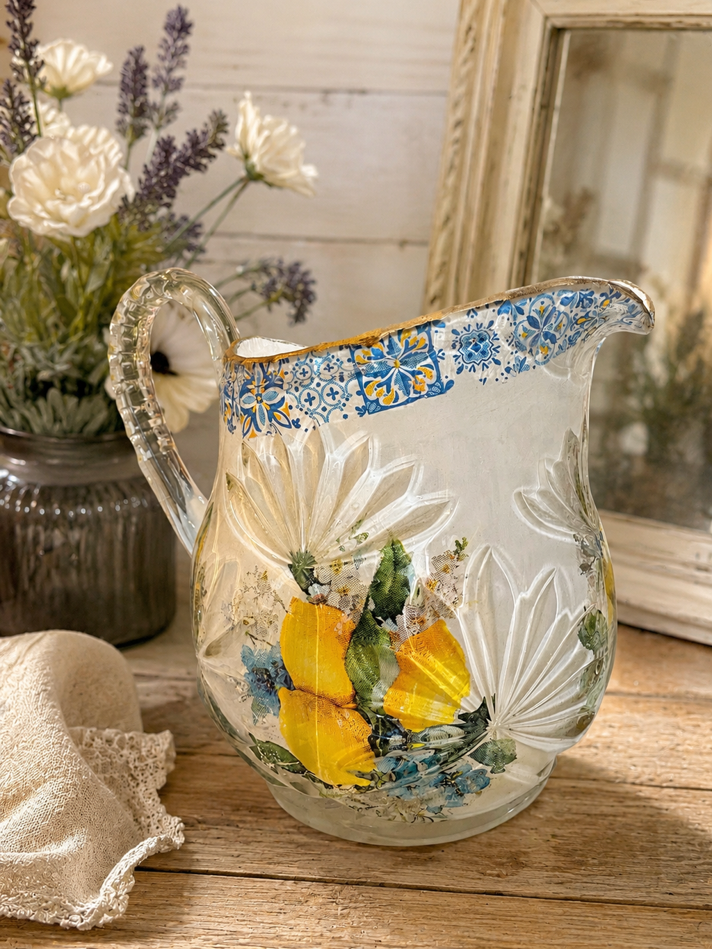 ✨ Reverse Glass Decoupage Masterclass 🍓 Wednesday 25th November 11-2pm