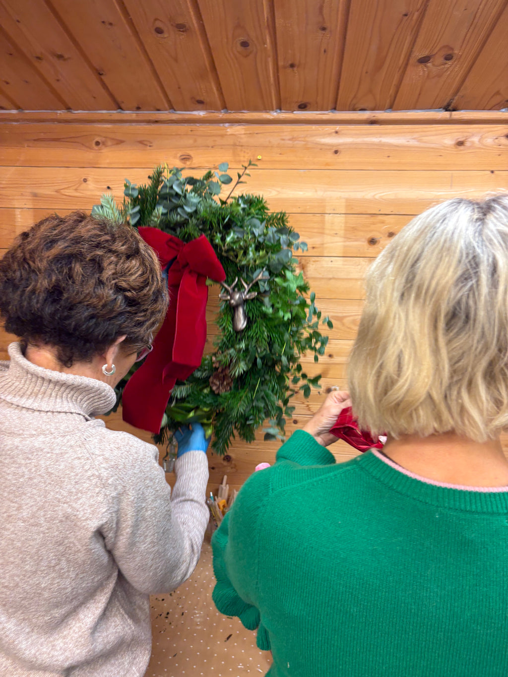 Christmas Wreath Workshop 🎄

Wednesday 9th December | 6.30 –9.30pm