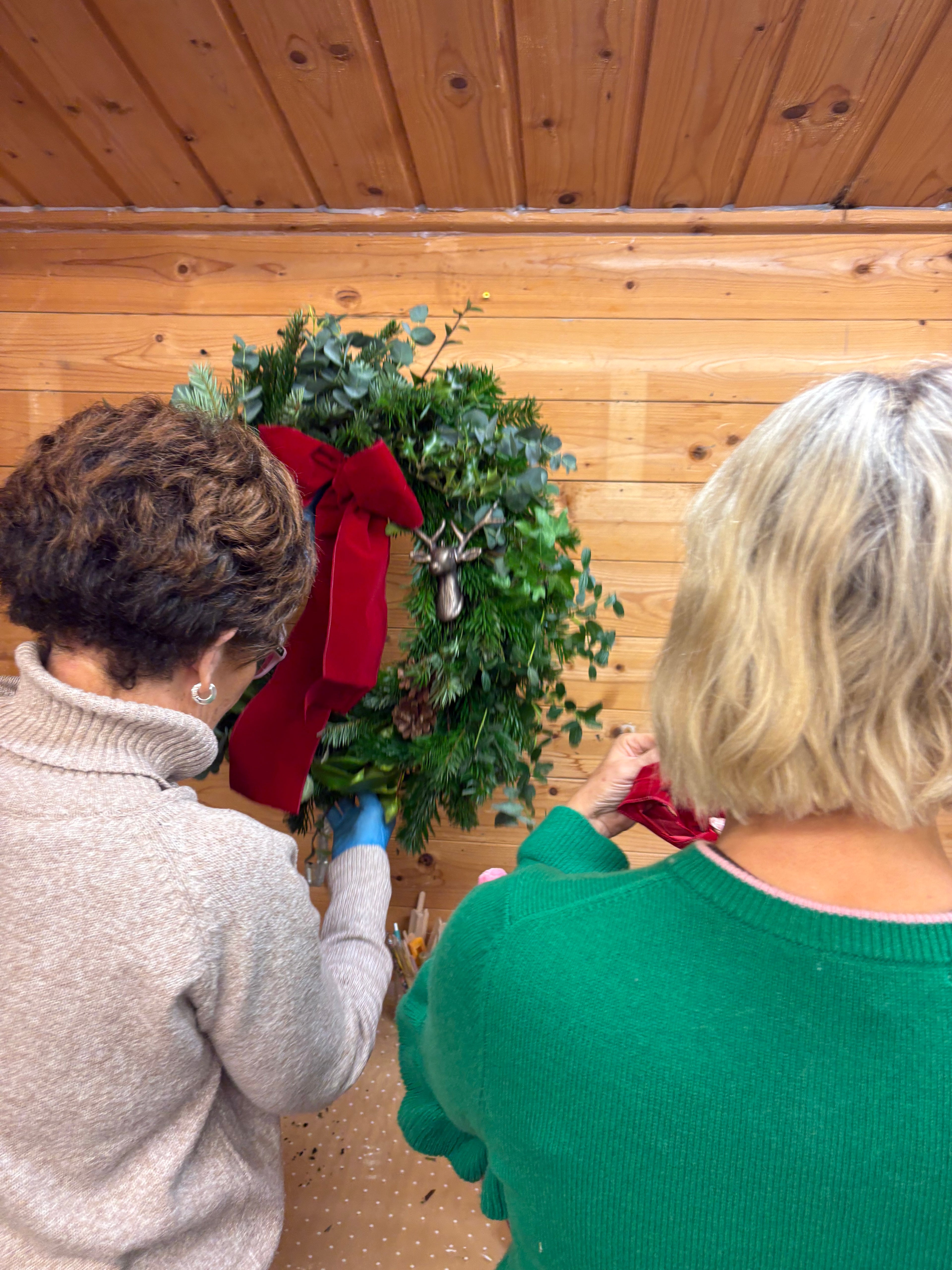 Christmas Wreath Workshop 🎄

Wednesday 9th December | 6.30 –9.30pm