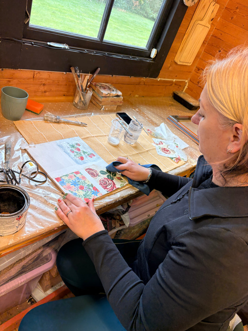 Decorative Effects Half Day Workshop

Saturday 25th July | 10-2pm approx.)